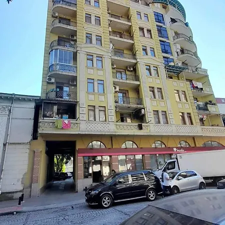 Apartment For Daily Rent Batumi Exterior photo